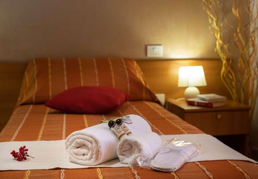 Hotel Kiris Viggiano Camera foto